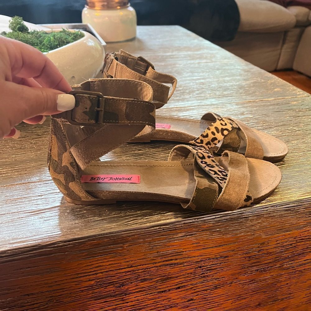 Leopard & Tan Suede Ankle-Strap Women's Sandals - Picture 2 of 5